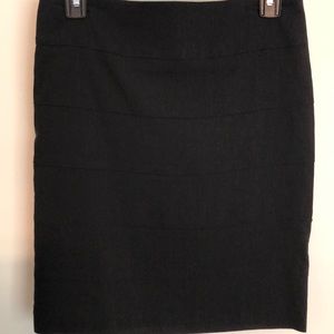 Stretchy Black/Black Pinstriped Skirt. Medium. EUC